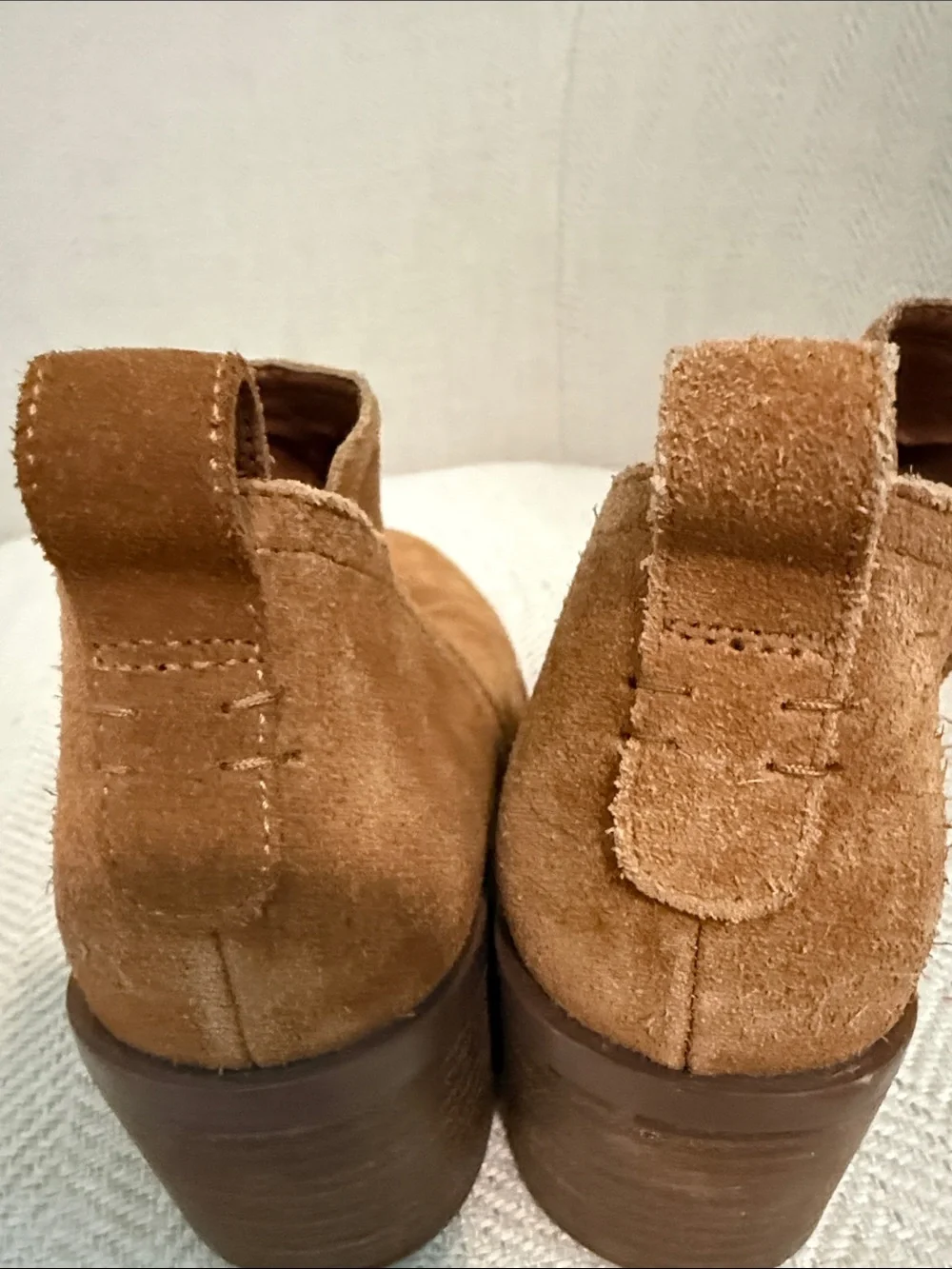 Steve Madden Rader suede booties 5.5